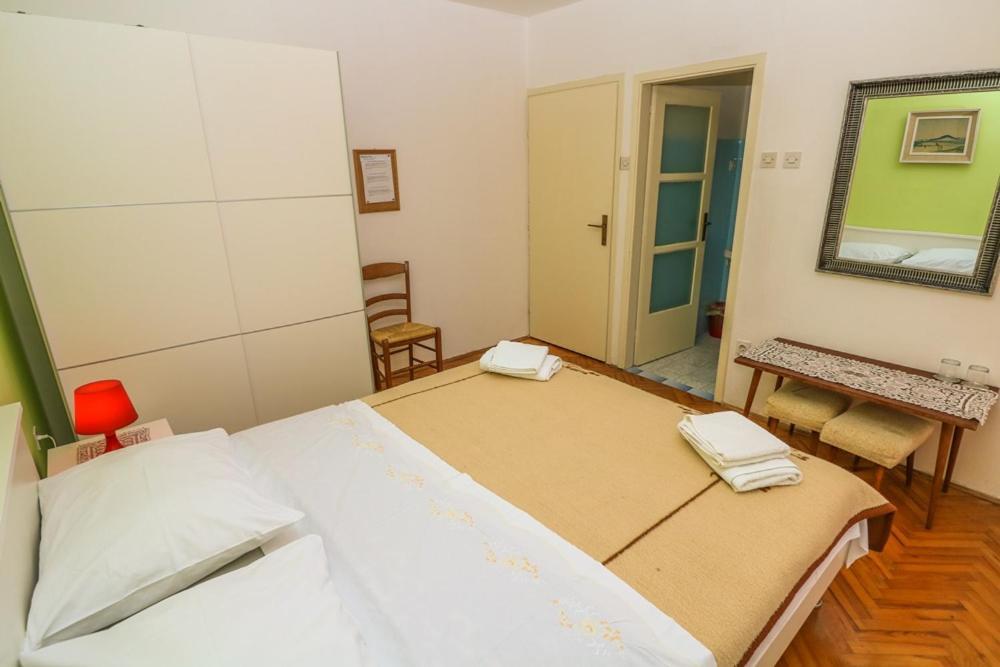 Double Rooms Tomica 2 With Balcony Baska  Exterior photo