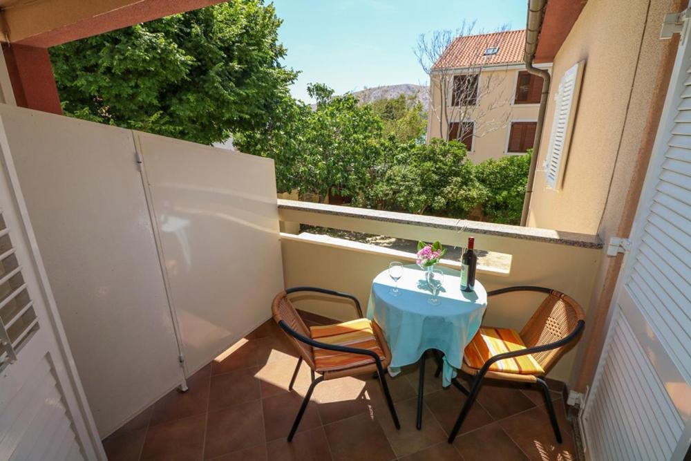 Double Rooms Tomica 2 With Balcony Baska  Exterior photo