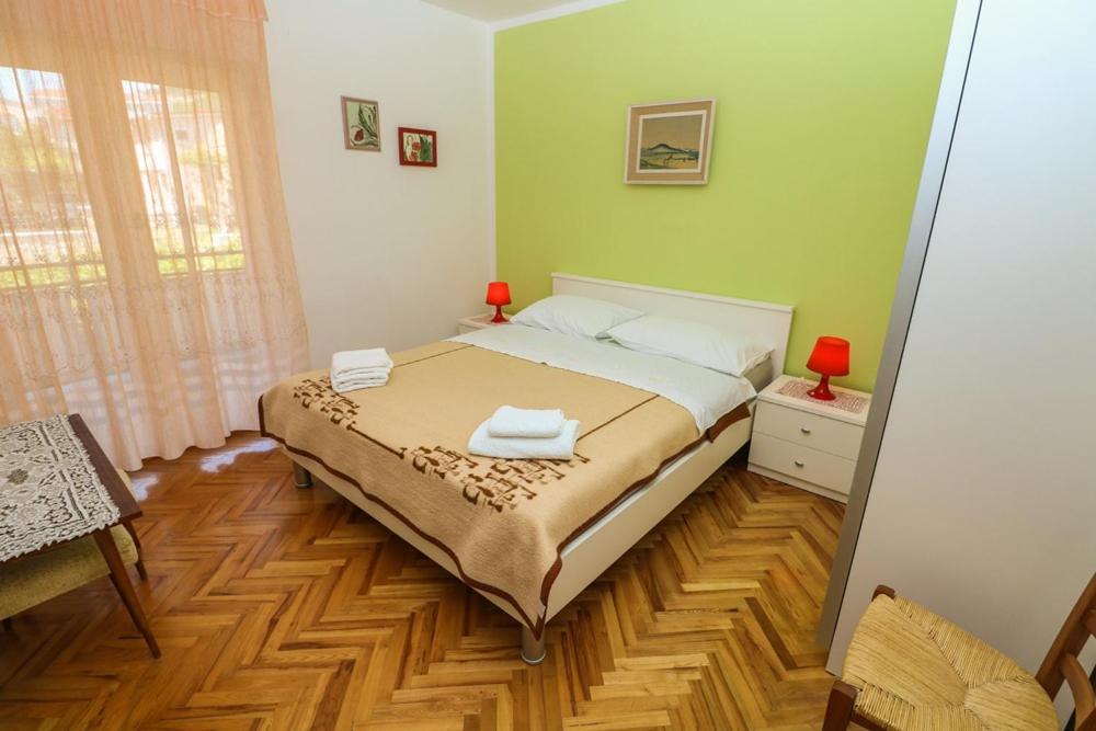 Double Rooms Tomica 2 With Balcony Baska  Exterior photo