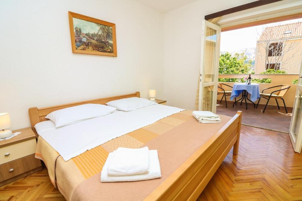 Double Rooms Tomica 2 With Balcony Baska  Exterior photo